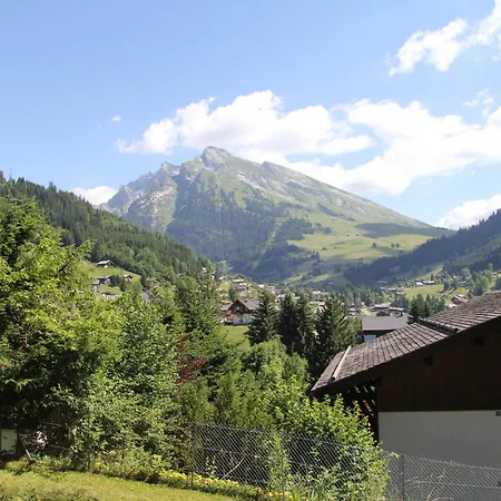 Renove Proche Pistes Avec Terrasse Et Parking, 3 Ch, 8 Pers - Fr-1-459-185 * La Clusaz